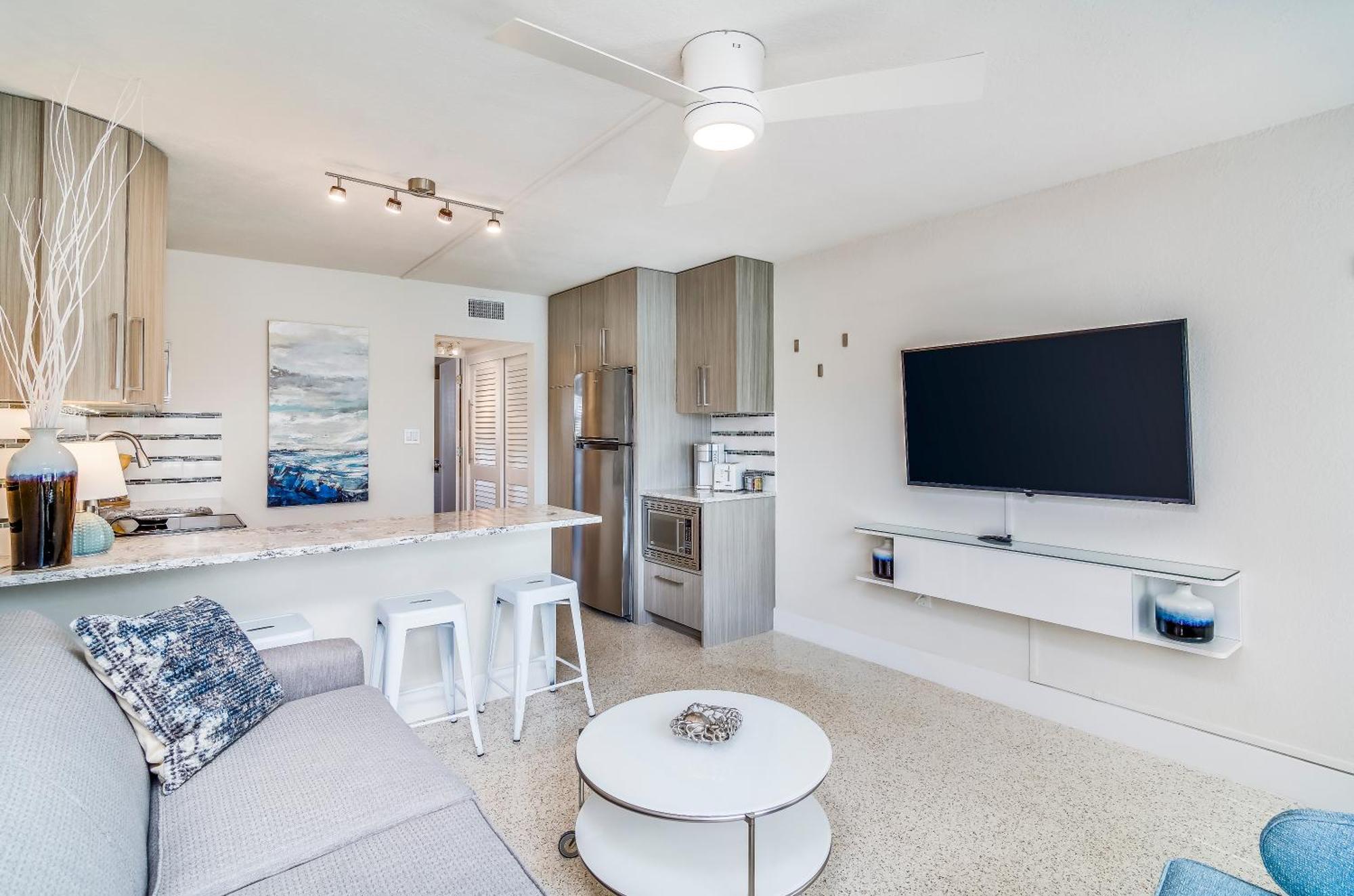 Boutique Vacation Rental Complex At Beach Cocoa Beach Exterior photo