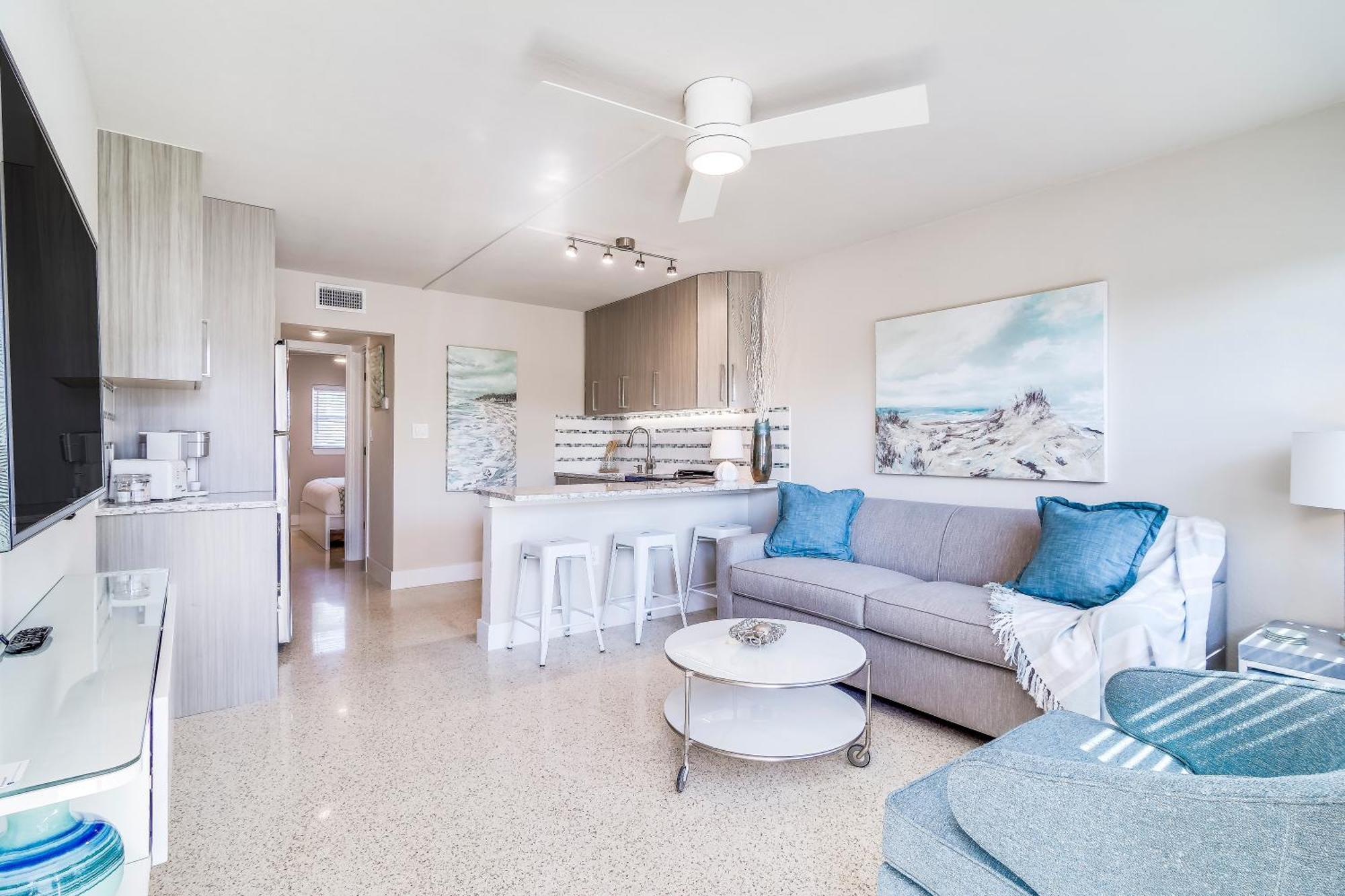 Boutique Vacation Rental Complex At Beach Cocoa Beach Exterior photo